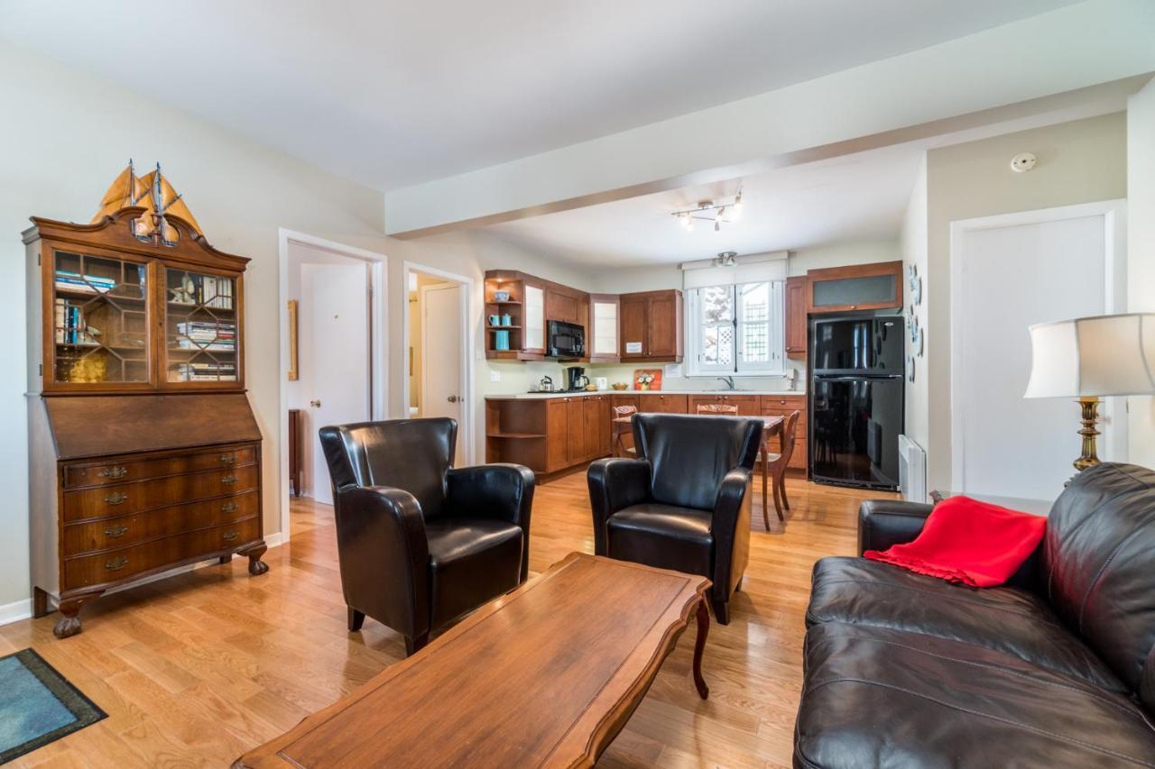 Goeliche Hotel Et Appartement Saint-Laurent-de-l'ile d'Orleans المظهر الخارجي الصورة